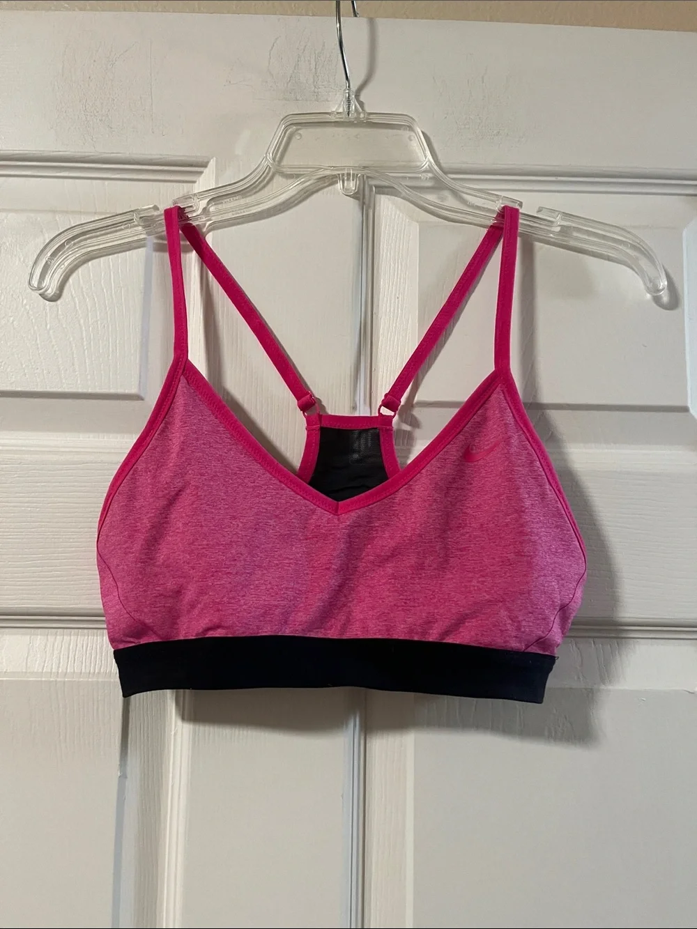 NikePink Racerback Light-Impact Sports Bra with Black Band no padding inside